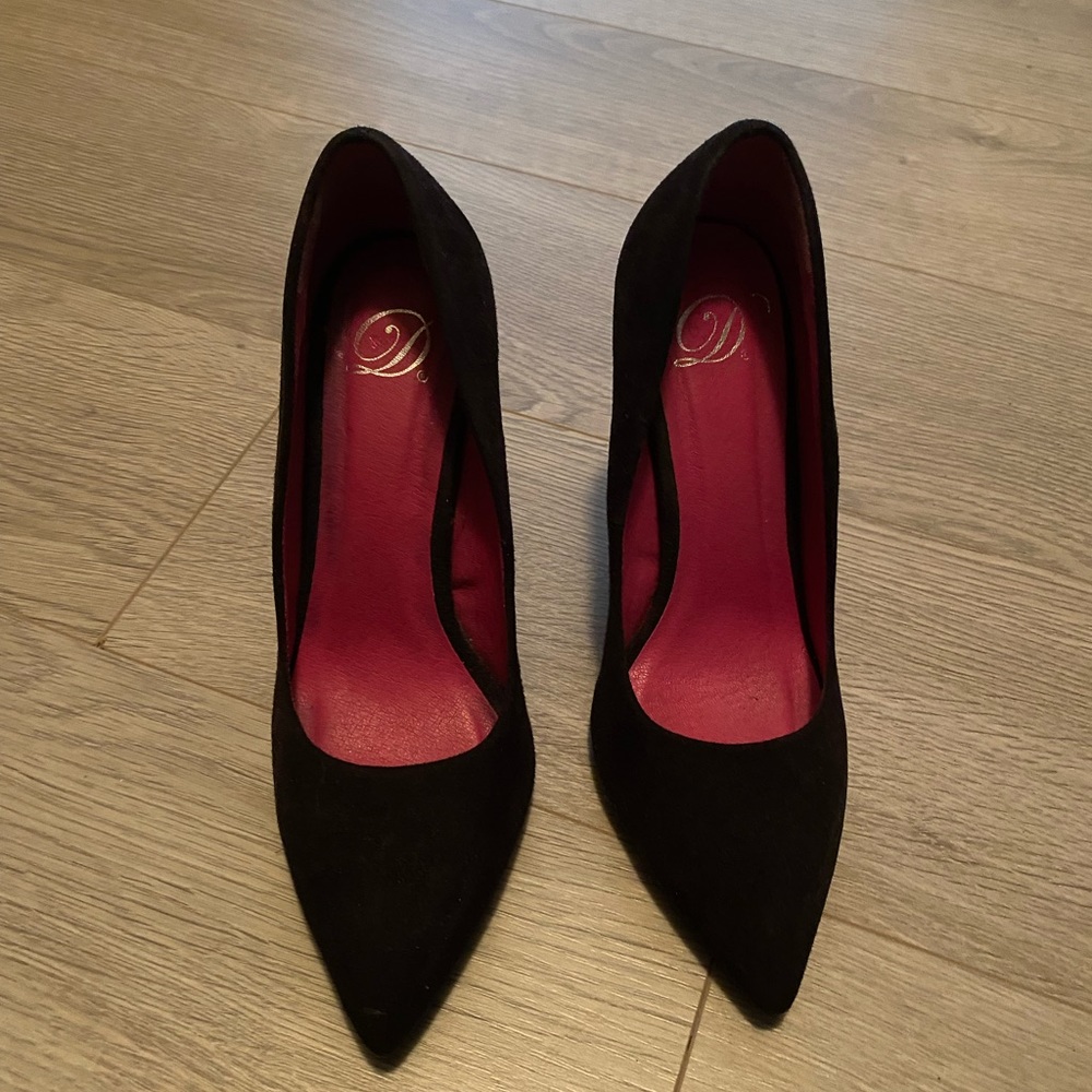 Suede Black heels
